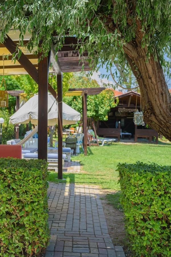 Hotel Papanikolaou Ierissos Exterior photo